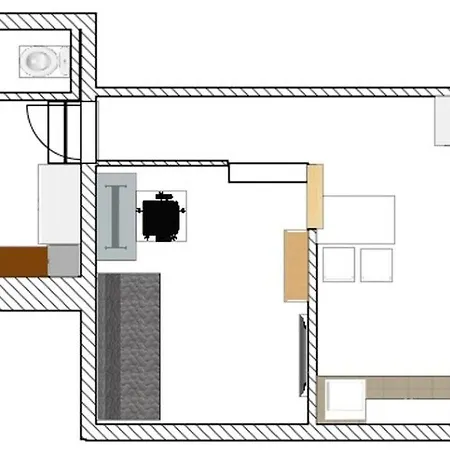 Quiet Area - Terrace - Pool - Parking - Aduls Only *