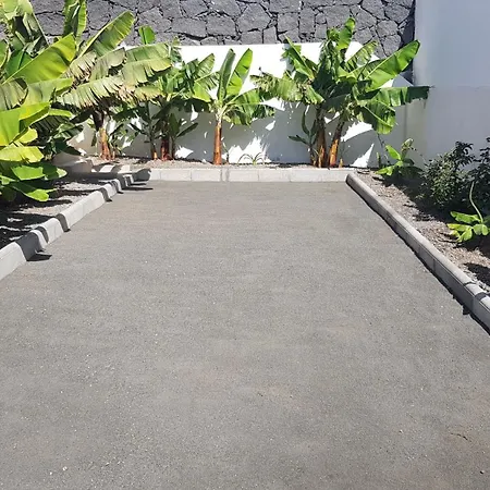 Apartment Quiet Area - Terrace - Pool - Parking - Aduls Only Tias