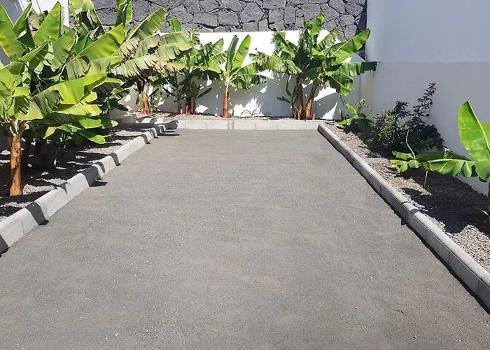 Apartment Quiet Area - Terrace - Pool - Parking - Aduls Only Tias